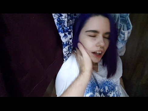 ❤️ Nakit-an akong igsoong babaye sa aparador ug gitabangan siya sa iyang cum ❤️❌ Porno sa amon ❌️❤
